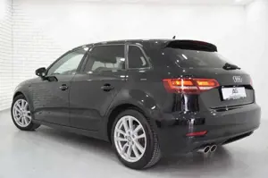 Audi A3 35 TFSi sport S tronic Sprtback Virtual/Leder Bild 4