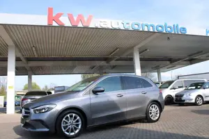 Mercedes-Benz B 180 d,LED,SHZG.,MBUX,KAMERA,AHK