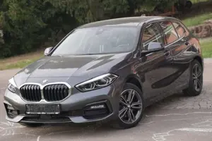 BMW 118 i SportLine SHZ PDC Pano DAB LED Spsitz Comf-Paket