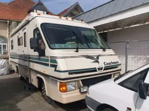 Caravans-Wohnm Coachmen Classic Cummins V6