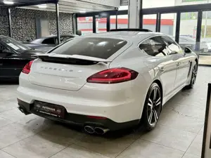 Porsche Panamera Bild 4