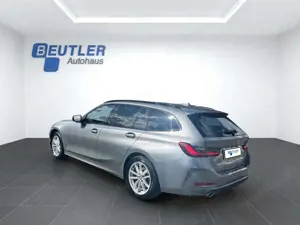 BMW 318 i Touring aLED HeadUp 360° Kam Bild 3