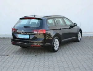Volkswagen Passat Variant 1.5 TSI LED/NAVI+VZE+RFK/BUSINNES-PREMIUM/PDC/CLI Bild 3