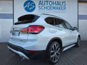 BMW X1 xDrive 20d Sport Line*AHK,HUD,ACC,RFK,19´´LED Bild 5