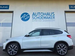 BMW X1 xDrive 20d Sport Line*AHK,HUD,ACC,RFK,19´´LED Bild 2