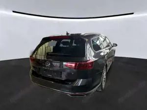 Volkswagen Passat Variant 2.0 TDI DSG Elegance Navi Matrix Bild 2