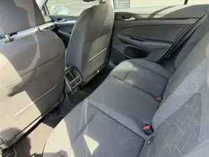 Volkswagen Golf VIII 1.0 TSI Life Bild 4