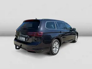 Volkswagen Passat Variant 2.0TDI DSG Business 360° Pano AHK Bild 4