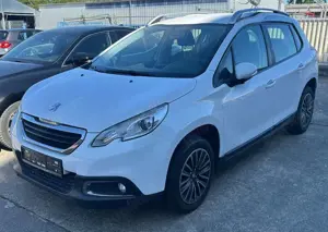 Peugeot 2008 Active Motor Klackert