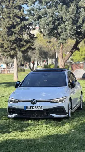 Volkswagen Golf GTI 2.0 TSI OPF DSG Clubsport Bild 2