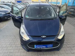 Ford B-Max B-MAX Titanium*Kamera*8Fach*SH*Xenon*Schiebe Tü