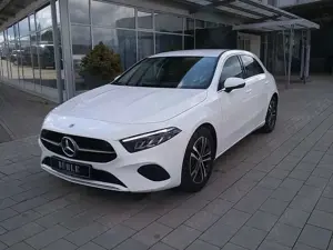 Mercedes-Benz A 180 PROGRESSIVE ADVANCED+LED+KAMERA+WINTERPAKET+MBUX N
