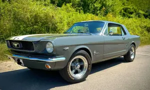 Ford Mustang V8