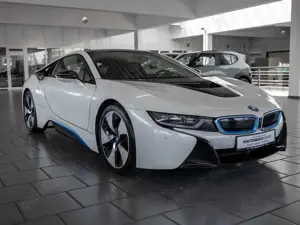 BMW i8 HUD LED H/K KAMERA SHZ PDC KEYLESS KLIMA Bild 5