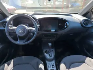 Toyota Others Aygo (X) 1,5 Hybrid "Active" mit Sitzheizung Bild 3