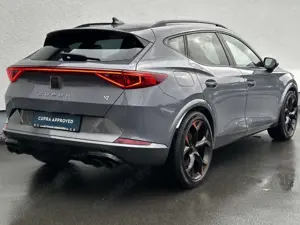 CUPRA Formentor 2.0 TSI DSG 4Drive VZ ACC DCC Navi PDC Kamera 19Al Bild 4