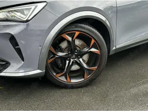 CUPRA Formentor 2.0 TSI DSG 4Drive VZ ACC DCC Navi PDC Kamera 19Al Bild 5
