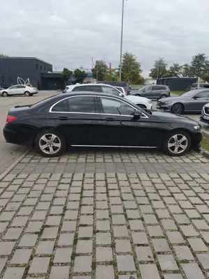Mercedes-Benz E 200 d 9G-TRONIC