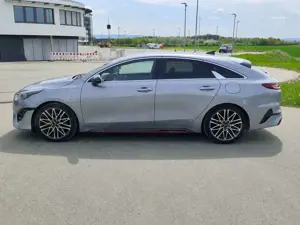 Kia ProCeed / pro_cee'd ProCeed 1.6 T-GDI DCT7 OPF GT Bild 2