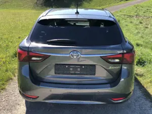 Toyota Avensis Bild 4