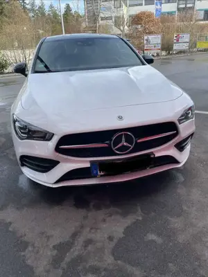 Mercedes-Benz CLA 250 e 8G-DCT AMG Line, Pano, 360 kamera