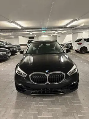 BMW 118 118 i Sport Line