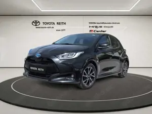 Toyota Yaris Hybrid Team Deutschland LED Apple CarPlay Android