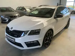 Skoda Octavia Combi RS 2,0TDI DSG 4x4*Virtual Cockpit*