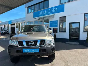 Nissan Patrol *7-Sitze/AHK/Klima*