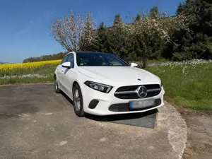 Mercedes-Benz A 180 A 180 d 7G-DCT Progressive