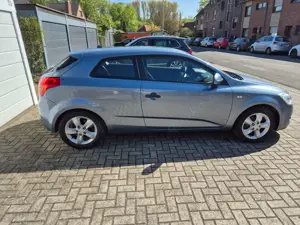 Kia Ceed / cee'd Ceed 1.6 CVVT EX