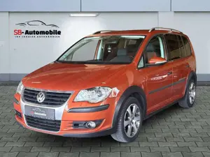 Volkswagen Cross Touran 2.0 TDI Cross Automatik *AHK/XENON/PDC*