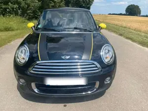 MINI One D Brick Lane Lemon Yellow Brick 2H HK Sound