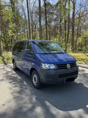 Volkswagen T5 Transporter 9 Sitzen 103 kw TÜV 01.2028