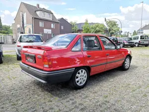 Opel Kadett Bild 3