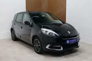 Renault Scenic 1.2 BOSE Edition LED/PDC/SHZ/LM+TÜV 05.27