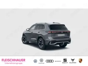 Volkswagen Tiguan 1.5 R-Line 1,5 l eTSI OPF 150PS DSG NAVI LED PDC S Bild 3