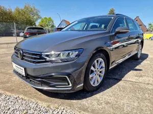 Volkswagen Passat Variant GTE LED, AHK, ACC