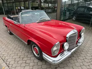 Mercedes-Benz 220 SEb W111 Cabrio *H-Kennzeichen*deutsches Fahrzeug*