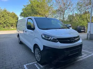 Opel Vivaro Bild 3