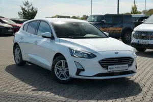 Ford Focus Lim. Cool  Connect 1.0 EcoBoost LED Bild 2