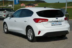 Ford Focus Lim. Cool  Connect 1.0 EcoBoost LED Bild 5