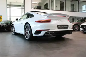 Porsche 911 Bild 3