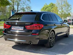 BMW 520 d xDrive Luxury Line/Navi/Kam/DAB/Pano Bild 5