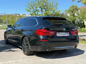 BMW 520 d xDrive Luxury Line/Navi/Kam/DAB/Pano Bild 3