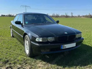BMW 740 740i