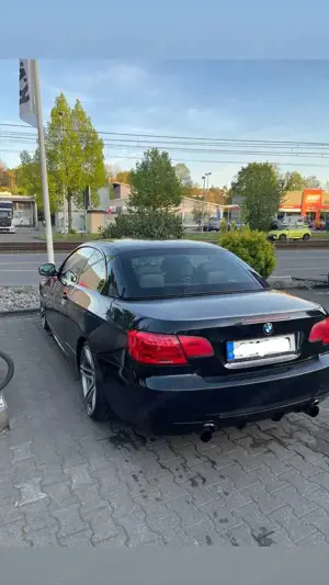 BMW 335 335i Bild 2