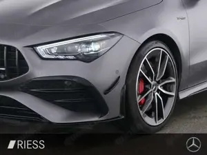 Mercedes-Benz CLA 35 AMG 4M MAGNO Night Prem Distr Aero Pano 19" Bild 4