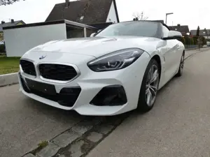 BMW Z4 sDrive20i M SPORT Neuwertig nur 950 KM ! LP 65 000 € !