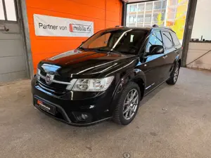 Fiat Freemont Lounge 7 Sitze Leder Navi Xenon Kamera